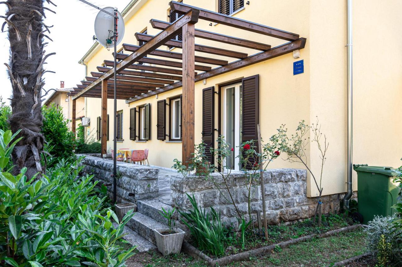 Apartment Marta Raša Exterior foto